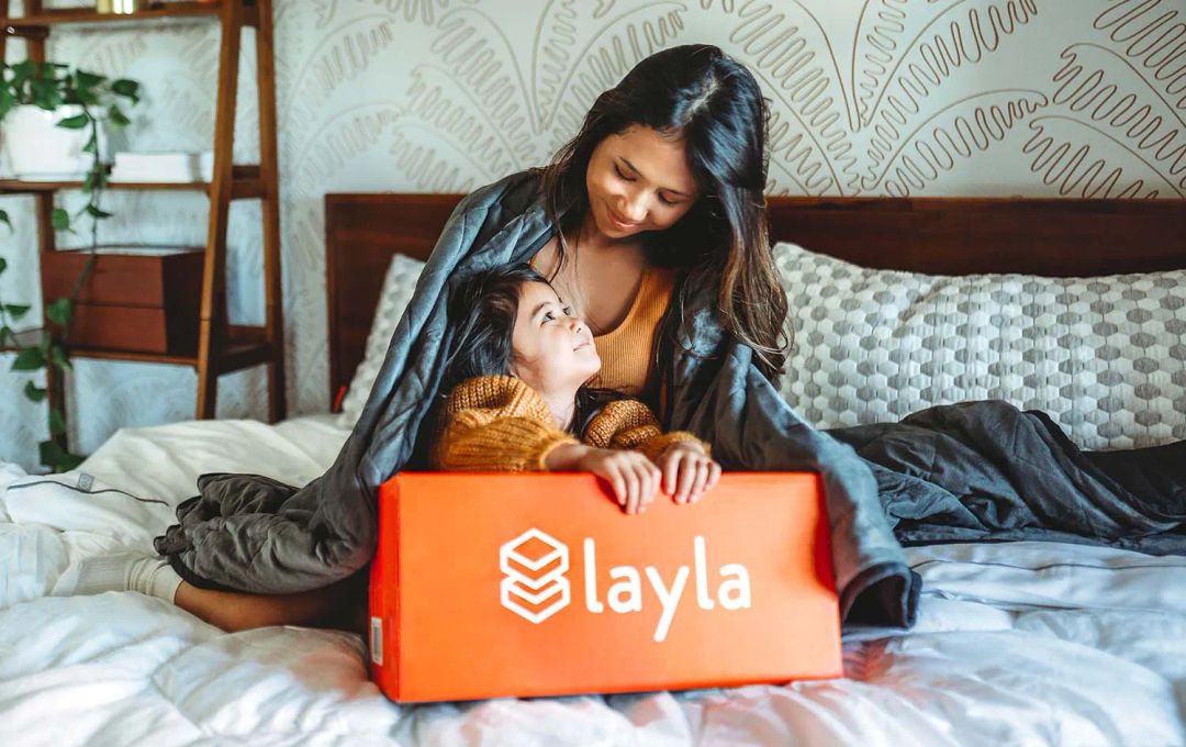 Is a Weighted Blanket Safe While Pregnant? Benefits and Tips