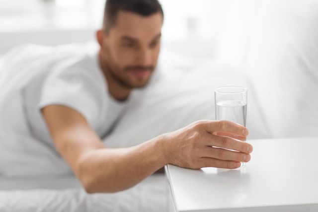 Drinking Water Before Bed: Pros, Cons, and Nighttime Hydration Tips